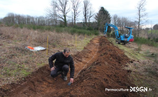 Récapitulatif des différents types de buttes de permaculture : hugelkultur, keyhole, spirale aromatique, butte autofertile, culture en lasagne, butte façon Philip Forrer…un guide complet pour faciliter votre choix !