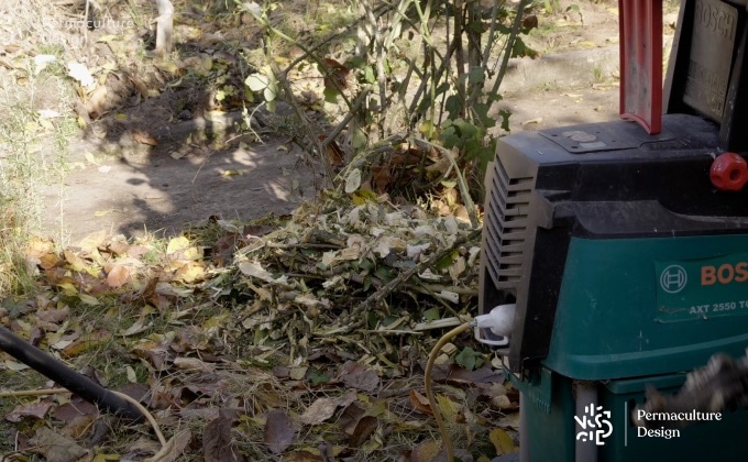 Broyeur de végétaux pour faire son BRF mulch paillage.