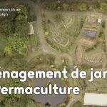Vue aérienne du jardin en permaculture de Stéphanie près de Guérande en France.