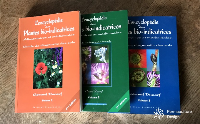 Sélection de livres sur les plantes médicinales : Les 3 volumes de « L’Encyclopédie des plantes bio-indicatrices » de Gérard Ducerf.