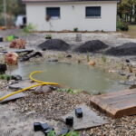Créer une mare naturelle en permaculture.