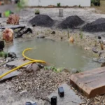 Mare naturelle en cours de création par l'équipe Permaculture Design