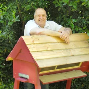 Pierre Javaudin, apiculteur naturaliste, animateur d’ateliers apiculture naturelle